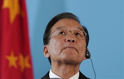 China's Premier Wen Jiabao attends a joint press conference with Britain's Prime Minister David Cameron at the Foreign Office in central London China's Premier Wen Jiabao attends a joint press conference with Britain's Prime Minister David Cameron at the Foreign Office in central London
